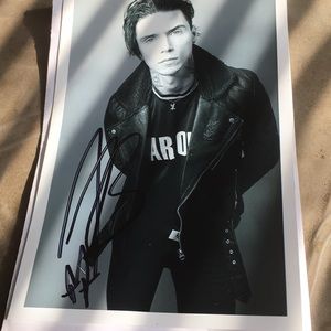 Signed picture of Andy Black (biersack).